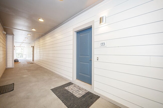 Building Photo - 2501 Bienville Blvd