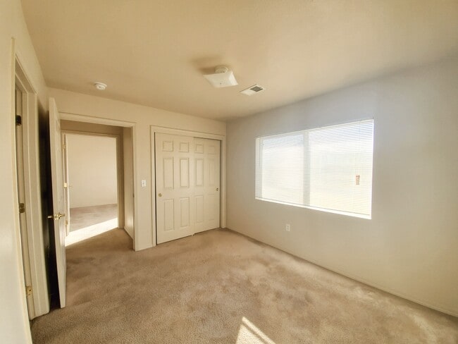 Building Photo - River Run Apartments