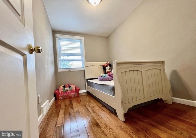 Building Photo - 937 Grant Rd