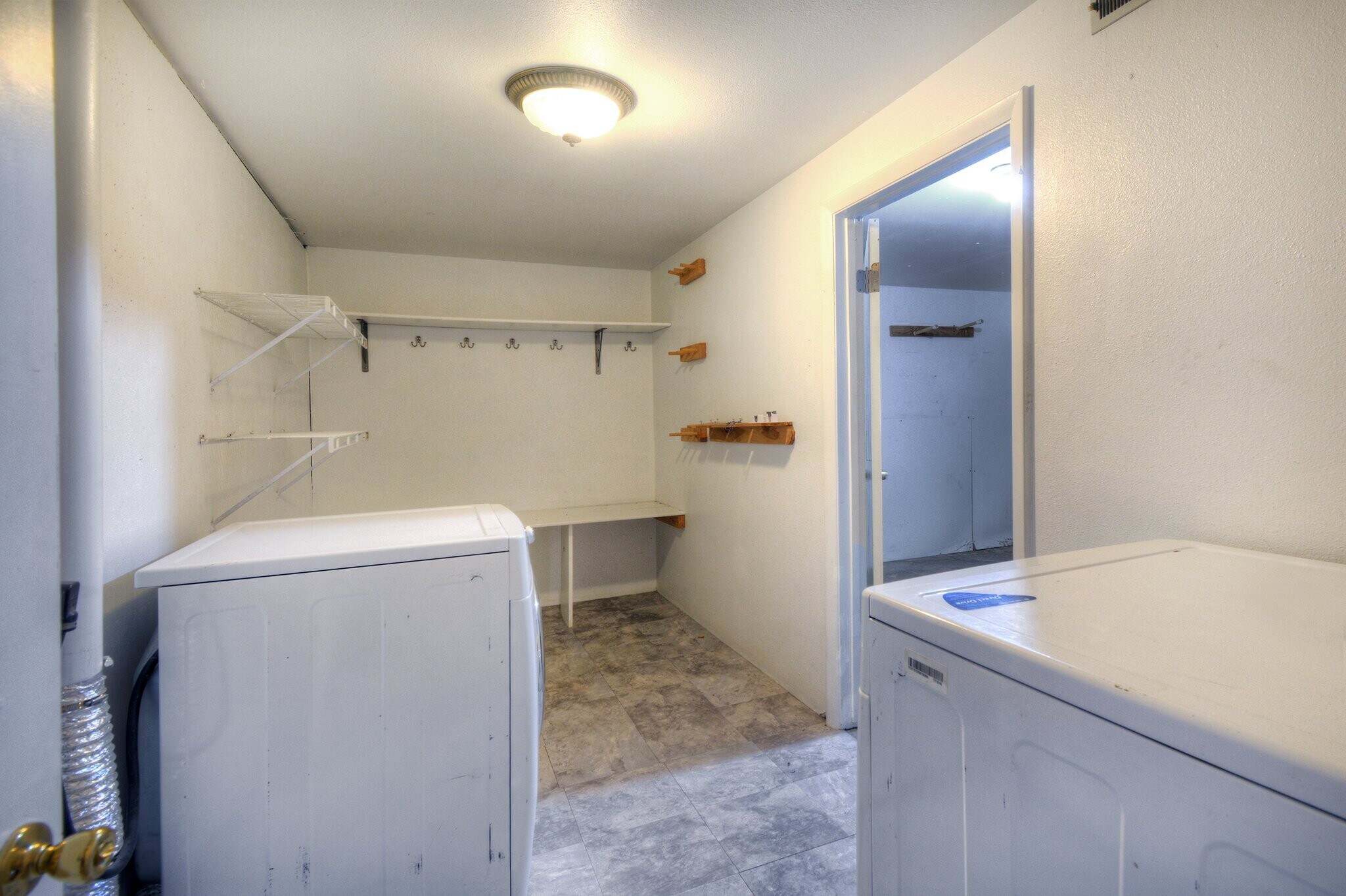 Building Photo - 16 Old Broadmoor Rd