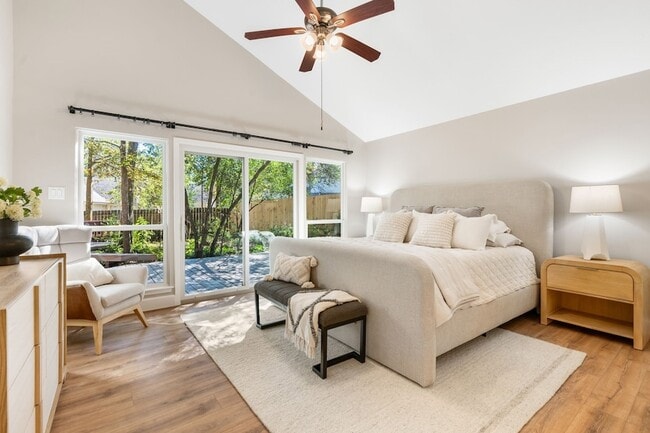 Building Photo - 1936 Foxtail Pl