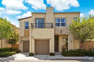 Building Photo - 539 Serrano Summit Dr