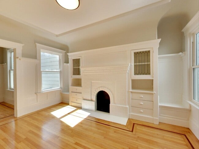 Building Photo - 1351-1353 5th Avenue (1233r)