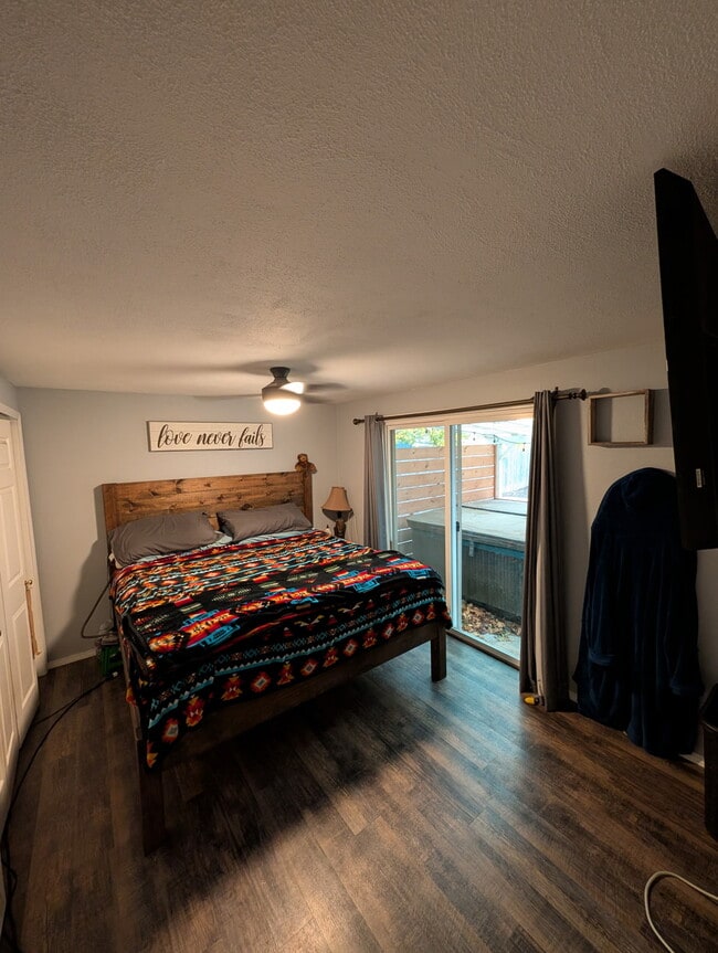 Building Photo - 855 15th St