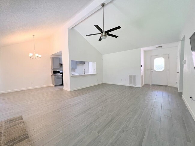 Building Photo - 3107 E Heatherock Cir