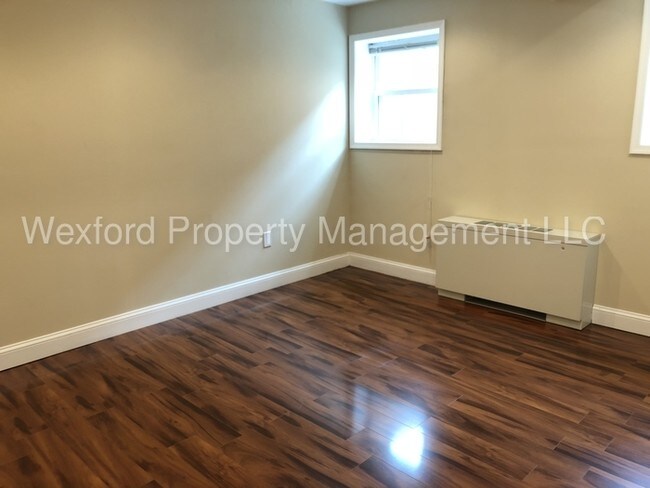 Building Photo - 7036 Eastern Ave NW