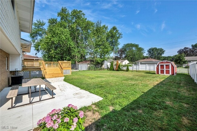 Building Photo - 23976 Noreen Dr
