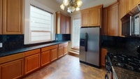 Building Photo - 2550 Sutter St