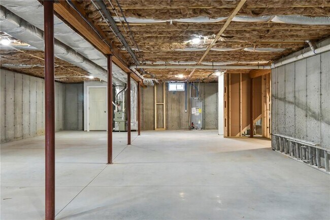 Building Photo - 95 Honeysuckle Rd