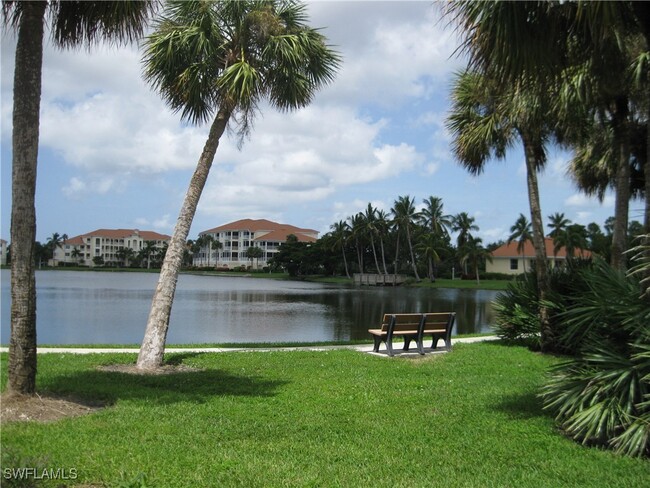 Building Photo - 20071 Sanibel View Cir