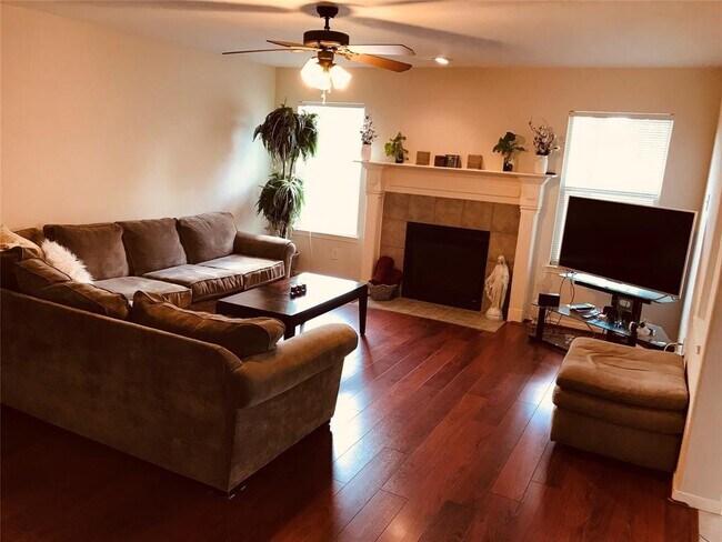 Building Photo - 2418 Slate Ridge Ln