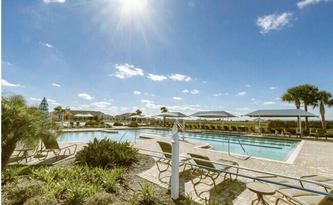 Building Photo - 3 bedroom Loren Cove Unit with Access to Addison Village Amenities!!