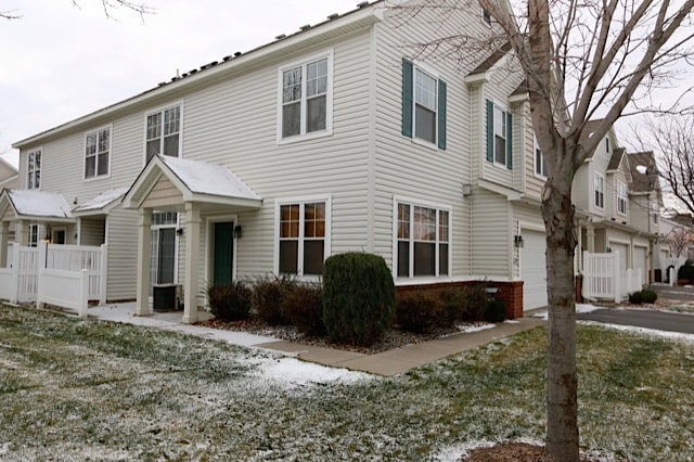 Building Photo - 1747 Countryside Dr