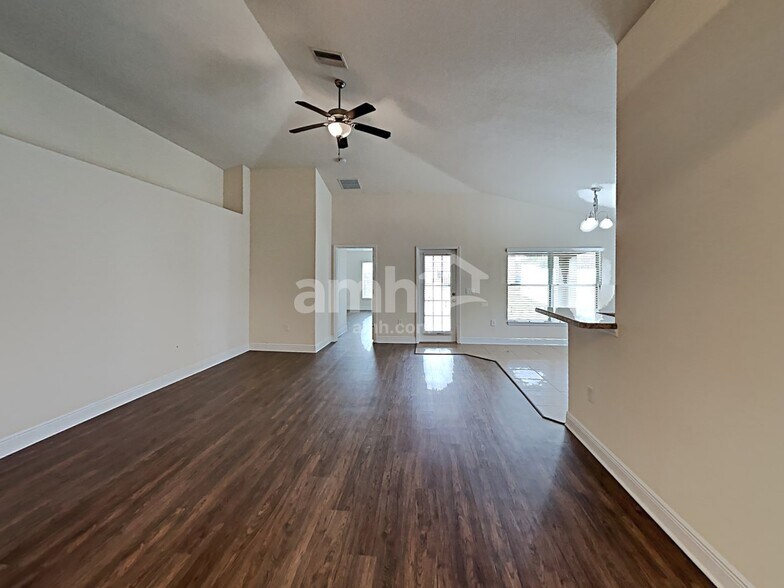 Building Photo - 10710 Standing Stone Dr