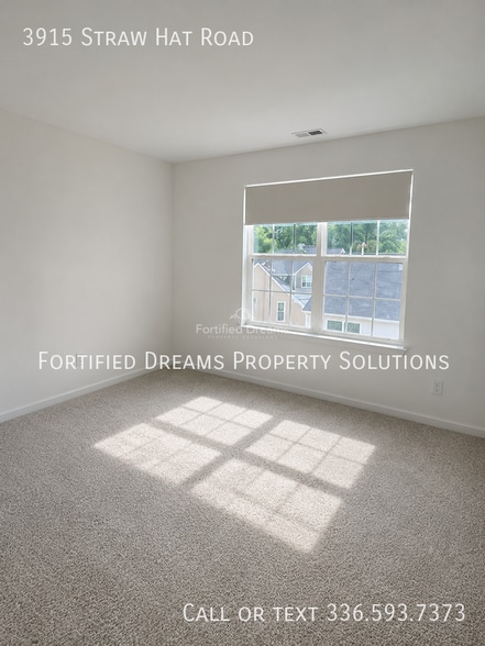 Building Photo - 3915 Straw Hat Rd