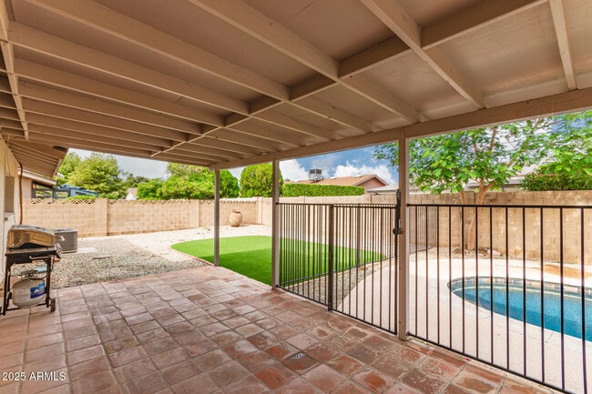 Building Photo - 8308 E Buena Terra Way