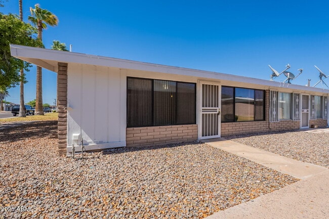 Building Photo - 13001 N 113th Ave