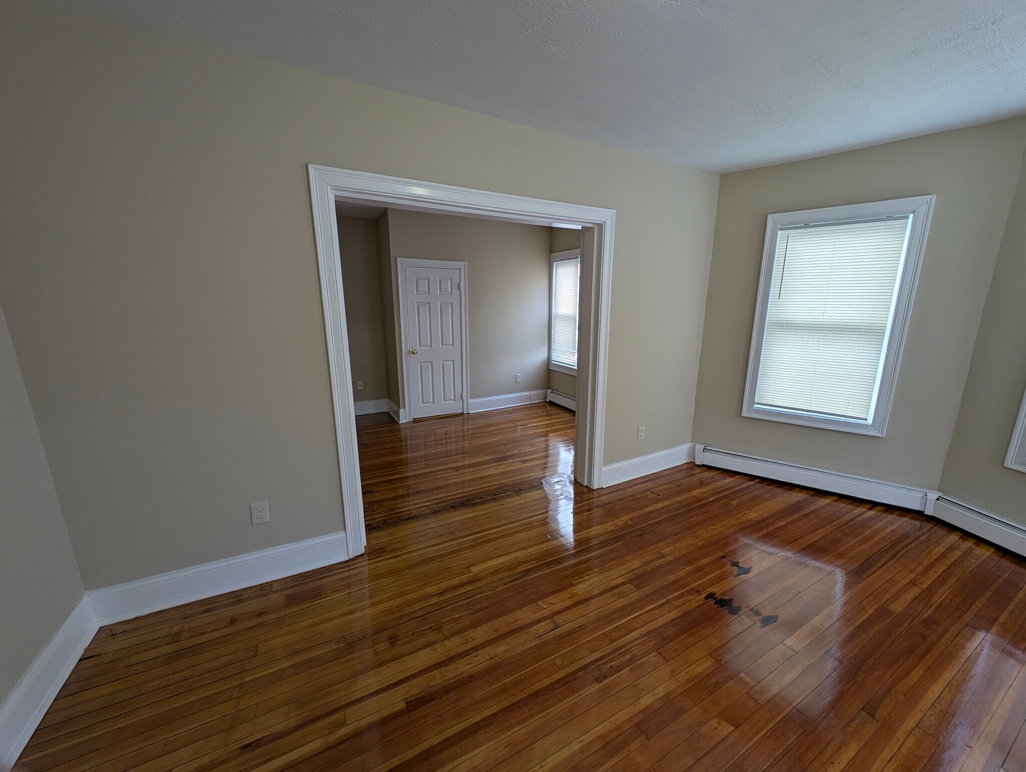 Living room - 38 Williams St