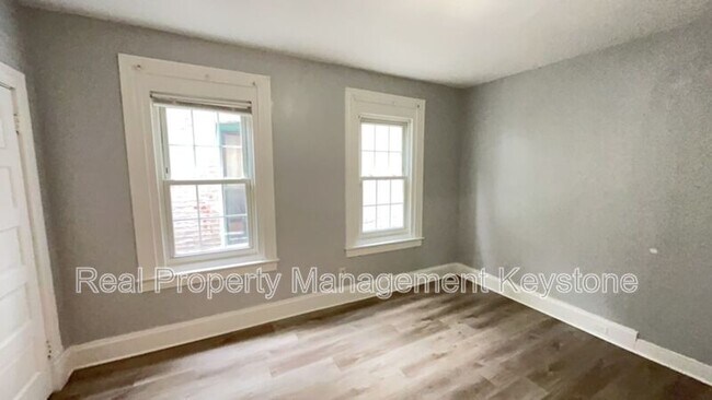 Building Photo - 1834 Flagler St
