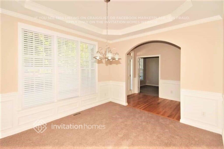 Building Photo - 3850 Ansley Park Dr