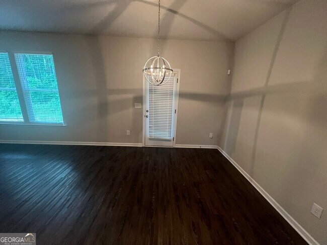 Building Photo - 50 Crabapple Ridge Dr