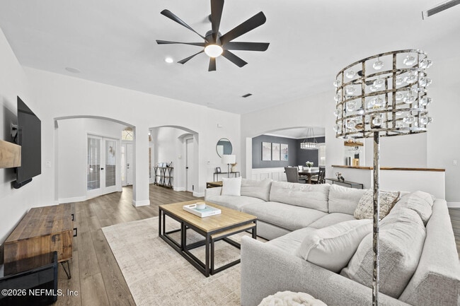 Building Photo - 13948 Spoonbill St N