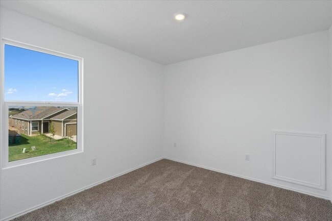 Building Photo - 301 Freshwater Dr