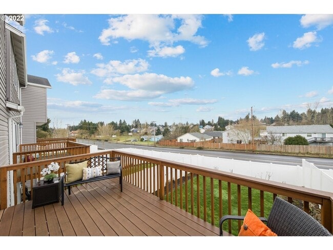 Building Photo - Spacious 3-Bedroom Townhome with Granite Kitchen & Included Landscaping