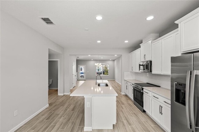 Building Photo - 1363 Mount Royal Dr