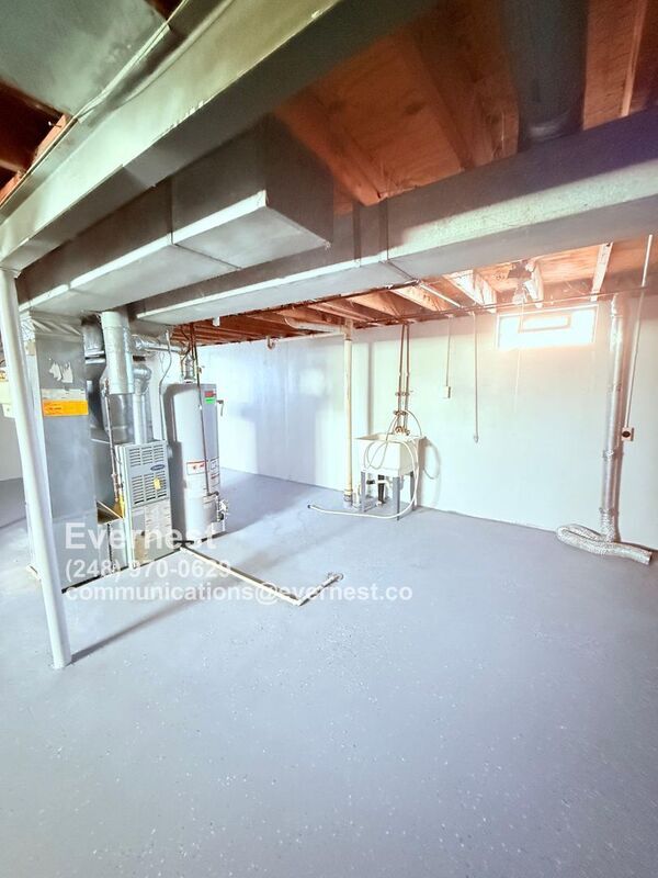 Building Photo - 20931 Vermander Ave