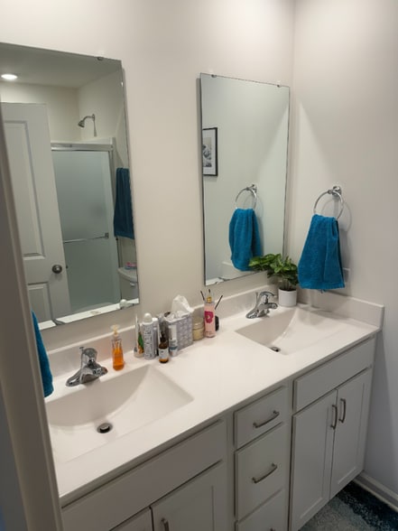 Building Photo - 314 Summit Cir