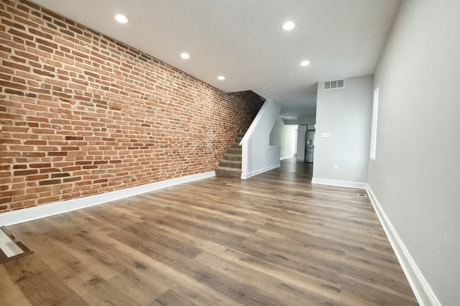 Building Photo - Beautiful Three-Bedroom Home In Baltimore