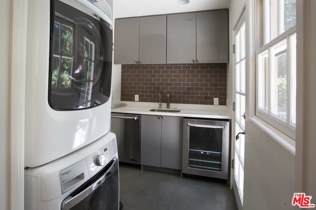 Building Photo - 260 S El Camino Dr