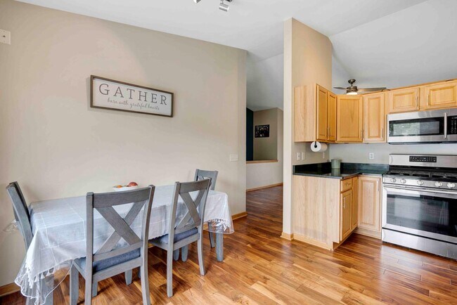 Building Photo - 3670 Sabertooth Trail