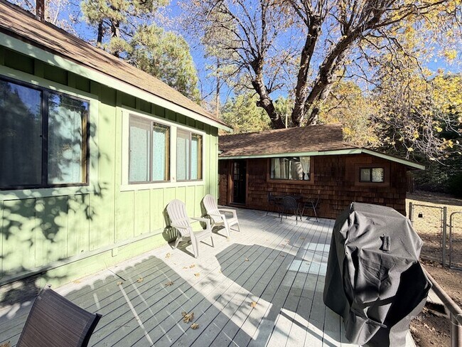 Building Photo - 54059 Montgomery