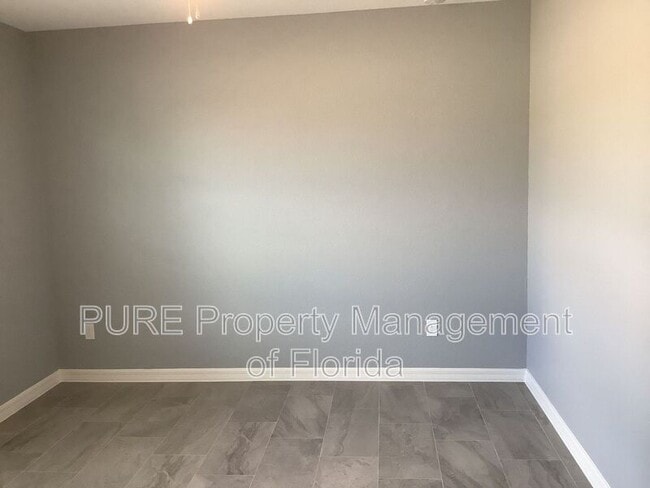 Building Photo - 2629 SW 175 Loop