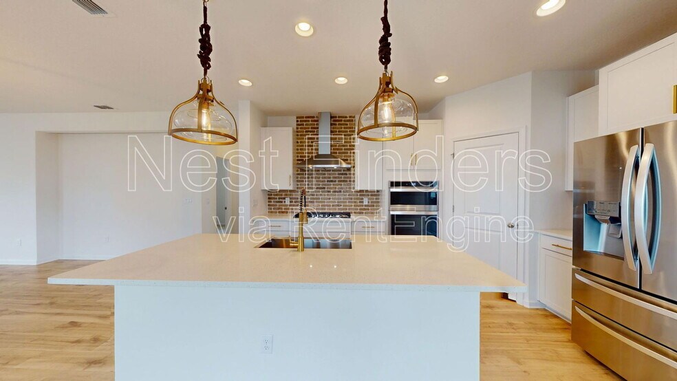 Building Photo - 637 Stargaze Ln