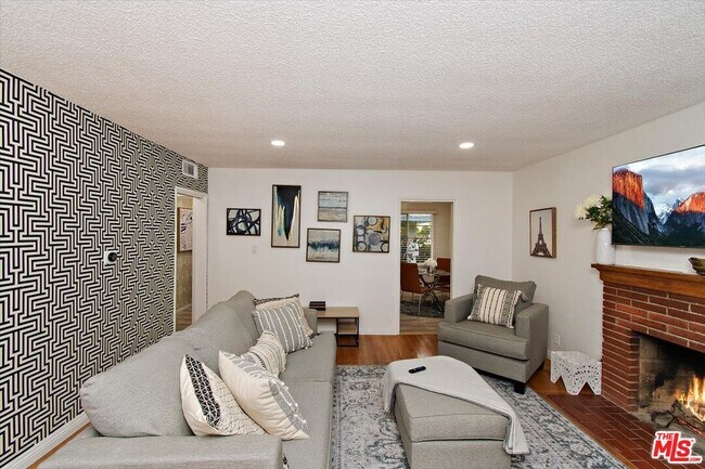 Building Photo - 2224 W Imperial Hwy