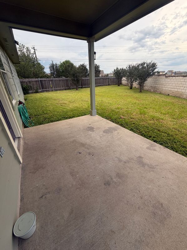 Building Photo - 13121 Blackeyed Susan Trail