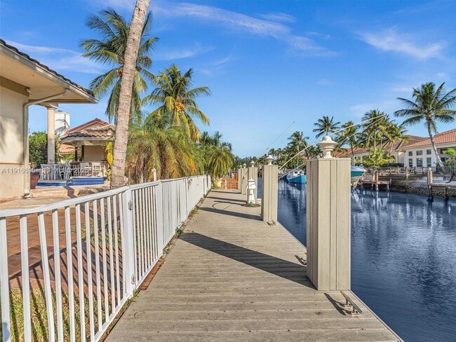 Building Photo - 922 Washington St