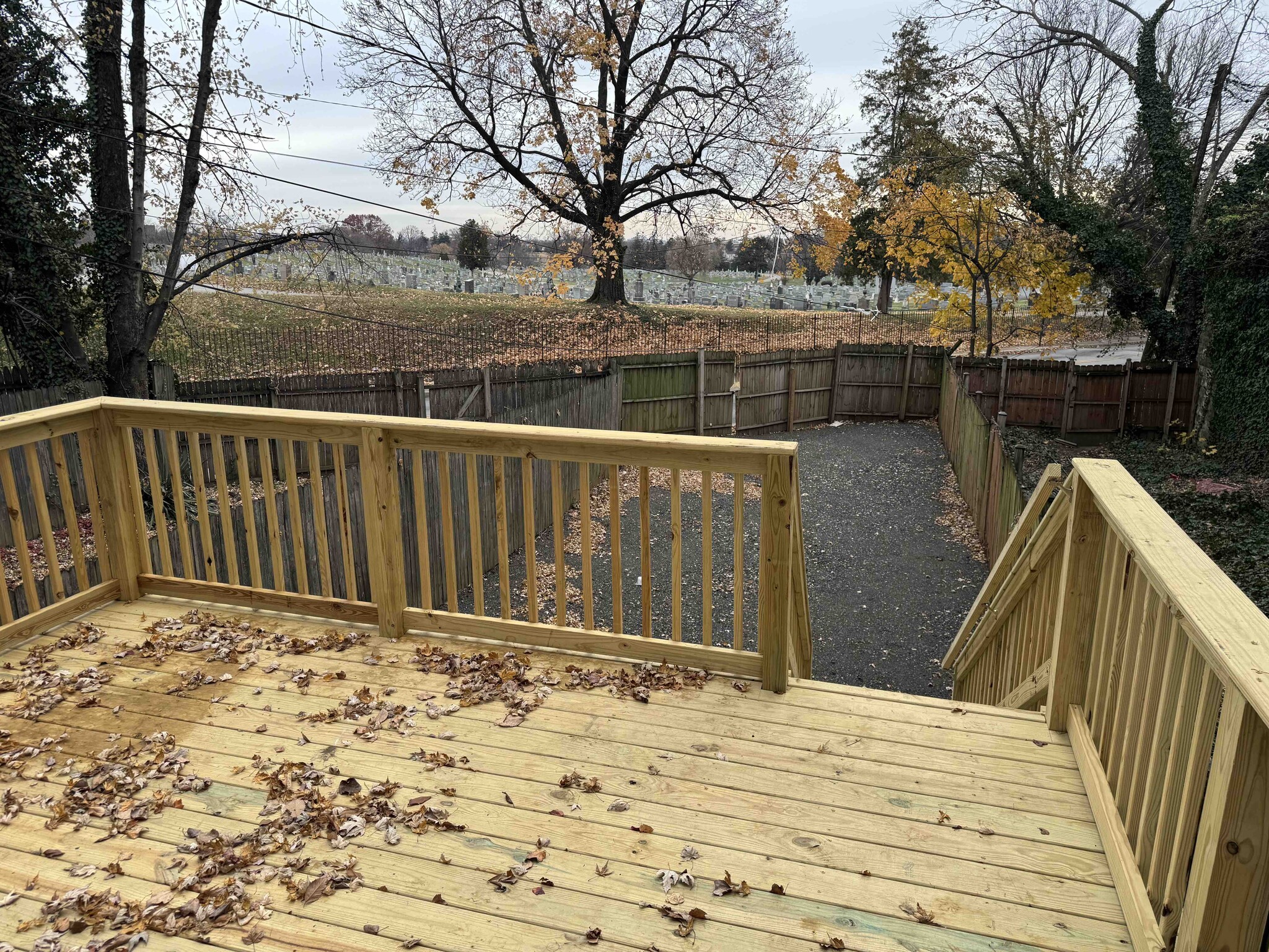 Building Photo - 5 S Augusta Ave