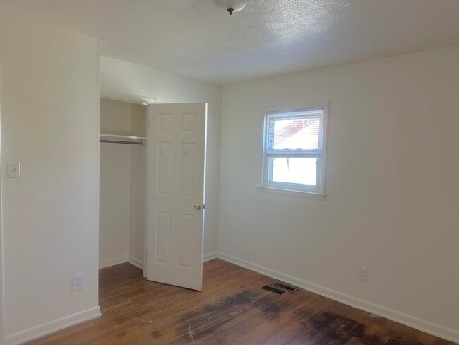 Building Photo - 1465 Anniston Dr