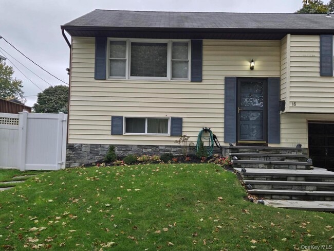Primary Photo - 38 Ripley Dr