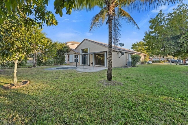 Building Photo - 17491 SW 33rd St