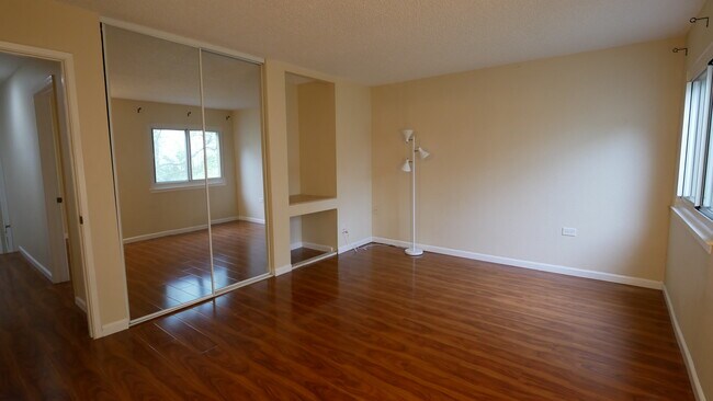 Master Bedroom (Downstairs) - 318 Barbara Ln