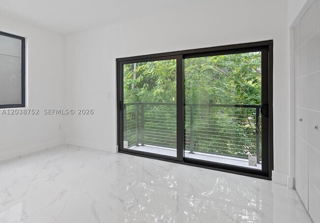 Building Photo - 3374 Perry Frow Dr