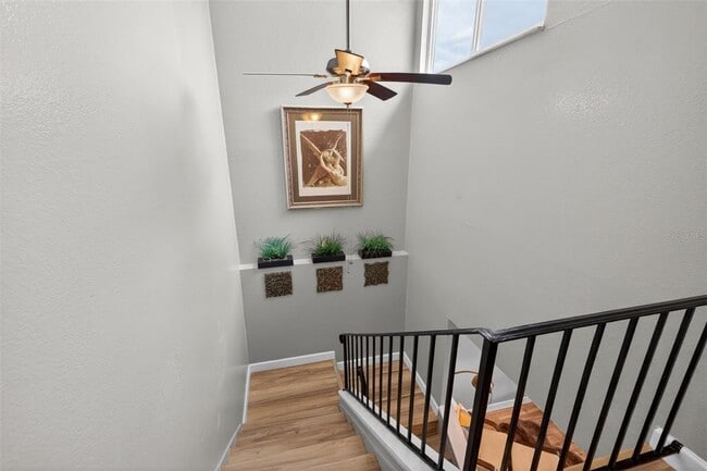 Building Photo - 6537 Cape Hatteras Way NE