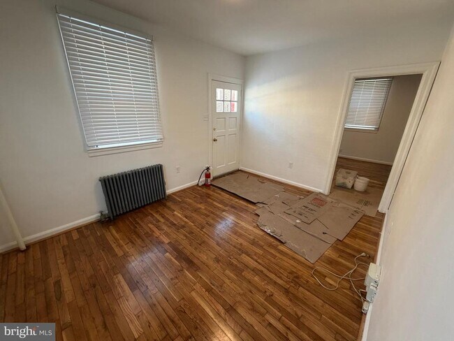 Building Photo - 1206 Green St