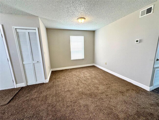 Building Photo - 3243 W Fox Squirrel Dr