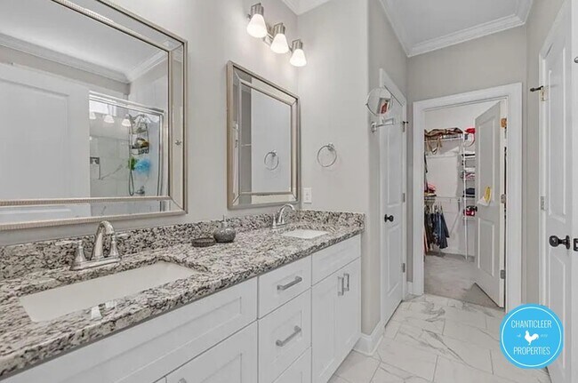Building Photo - 306 Lamplighter Cir